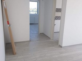 Apartament de vânzare 3 camere, în Bucuresti, zona Fundeni