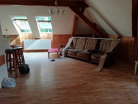 Apartament de închiriat 3 camere, în Braşov, zona Central