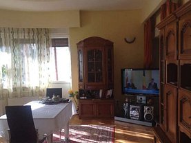 Apartament de vânzare 3 camere, în Brasov, zona Central