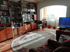 Apartament de vânzare 4 camere, în Brasov, zona Centrul Civic