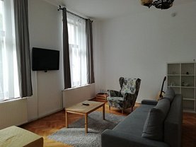 Garsonieră de închiriat, în Braşov, zona Centrul Istoric