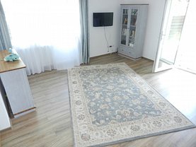Casa de vânzare 3 camere, în Brasov, zona Periferie