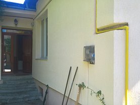 Casa de închiriat 5 camere, în Brasov, zona Centrul Civic