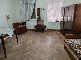 Casa de vânzare 2 camere, în Ghimbav, zona Central
