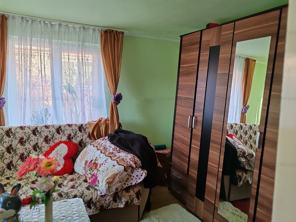 Casa 5 camere HALCHIU - SATU NOU