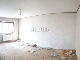 Apartament de vânzare 3 camere în Vaslui, Gara