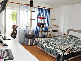Apartament de vânzare 4 camere în Otopeni, Central