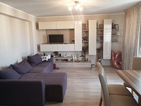 Apartament de vânzare 3 camere, în Brasov, zona Tractorul