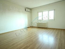 Apartament de vânzare 3 camere, în Bucuresti, zona Nerva Traian