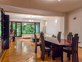 Casa de vânzare sau de închiriat 14 camere, în Bucuresti, zona Domenii