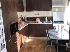 Casa de vânzare 5 camere, în Bucureşti, zona Chitila