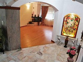 Casa de vânzare sau de închiriat 9 camere, în Bucureşti, zona Domenii