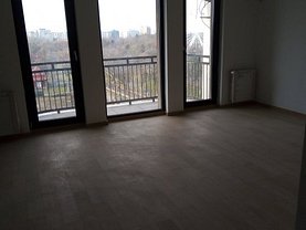 Apartament de vânzare 4 camere, în Bucureşti, zona Mihai Bravu