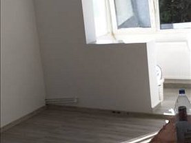 Apartament de vânzare 2 camere, în Braşov, zona Tractorul