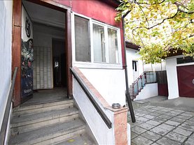 Casa de vânzare 6 camere, în Brasov, zona Central