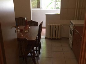 Apartament de vânzare 3 camere, în Bucuresti, zona Iancului