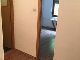 Apartament de vânzare 3 camere, în Bucureşti, zona Iancului