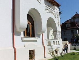 Casa de vânzare 14 camere, în Bucureşti, zona Kiseleff