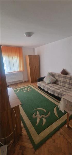 DE VANZ. APART. 1 cam, IRB, DECOMANDAT CU BAIE SI BUCATARIE ECHIPATA