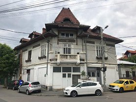 Apartament de vânzare 5 camere, în Bucuresti, zona Calea Calarasilor