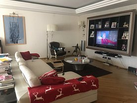 Casa de vânzare 6 camere, în Bucuresti, zona 1 Mai