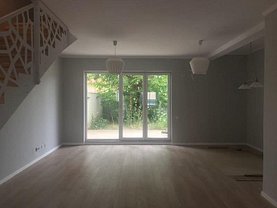 Casa de închiriat 5 camere, în Otopeni, zona Odai