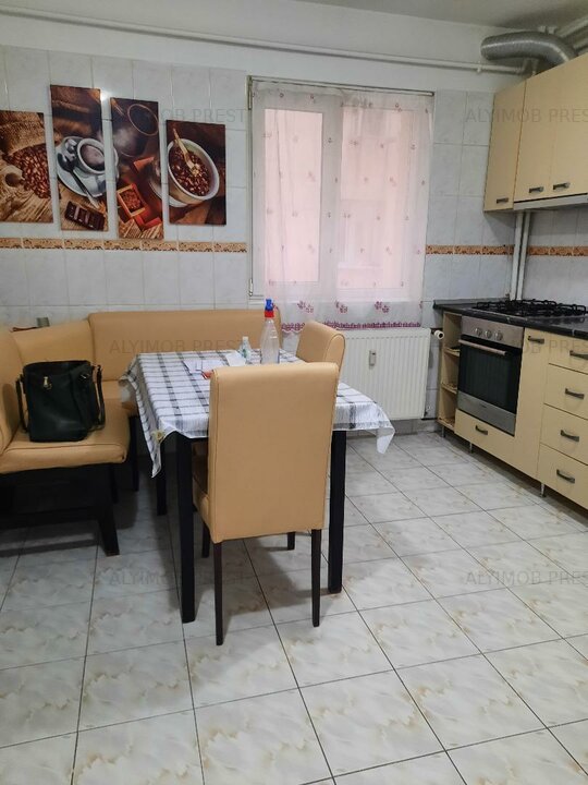 INCHIRIERE 3 CAM SOS. GIURGIULUI