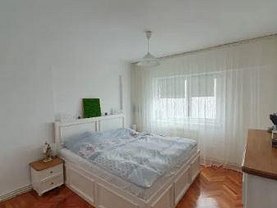 Apartament de închiriat 3 camere, în Tulcea, zona Babadag