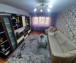 Apartament de vânzare 3 camere, în Tulcea, zona Peco