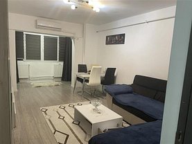Apartament de vânzare 3 camere, în Tulcea, zona Central