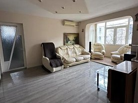 Apartament de vânzare 3 camere, în Tulcea, zona 23 August