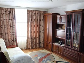 Apartament de vânzare 3 camere în Tulcea, Central