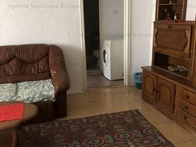 Apartament de închiriat 3 camere, în Tulcea, zona Vest