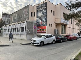 Vânzare spaţiu comercial