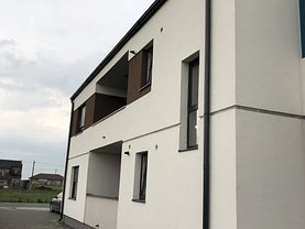 Apartament de vânzare 2 camere, în Dumbrăviţa