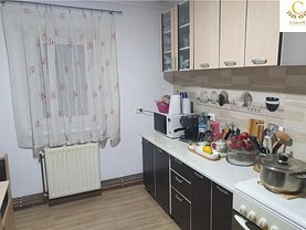 Apartament de vânzare 4 camere, în Timisoara, zona Dambovita
