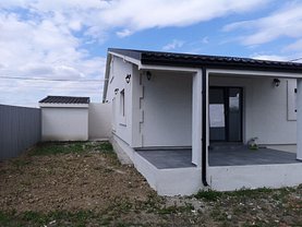 Casa de vânzare 3 camere, în Ghiroda