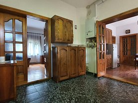Casa de vânzare 2 camere, în Timişoara, zona Dorobanţilor