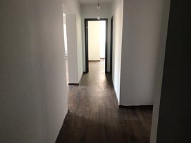 Apartament de vânzare 3 camere în Bucuresti, Berceni