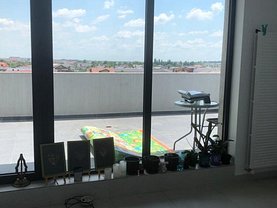 Apartament de închiriat 3 camere, în Bucureşti, zona Prelungirea Ghencea