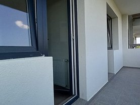 Apartament de vânzare 3 camere, în Bucureşti, zona Prelungirea Ghencea