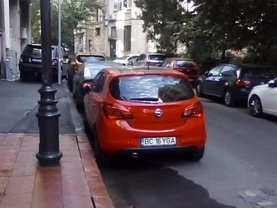 Vânzare spaţiu comercial
