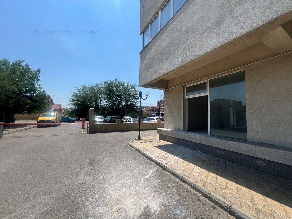 Spatiu Comercial-Complex Primavara