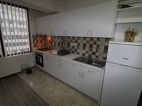 Apartament de vânzare 2 camere, în Sibiu, zona Hipodrom 1
