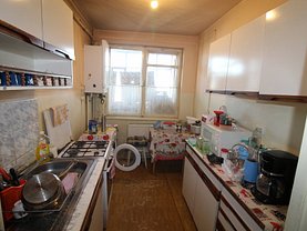 Apartament de vânzare 3 camere, în Sibiu, zona Mihai Viteazul