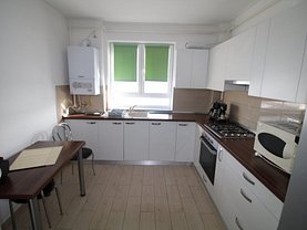Apartament de închiriat 3 camere, în Sibiu, zona Mihai Viteazul