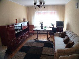 Apartament de vânzare 3 camere, în Sibiu, zona Vasile Aaron