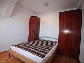 Apartament de vânzare 3 camere, în Sibiu, zona Hipodrom 3