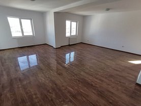 Apartament de vânzare 4 camere, în Sibiu, zona Est