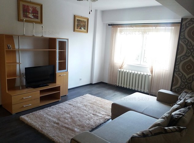 INCHIRIEZ apartament 2 camere decomandat,renovat,zona Valea Aurie - imaginea 1
